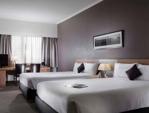 Ibis Brisbane - New Castle Holiday 4