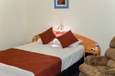 BEST WESTERN Boulevard Lodge - New Castle Holiday 10