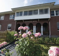 Kermandie Waterfront Hotel - New Castle Holiday