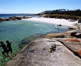 Sawyers Bay Shacks - New Castle Holiday 2
