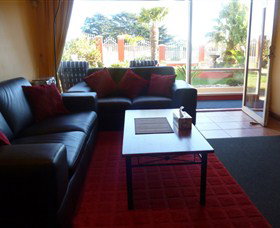 Alice Beside The Sea - New Castle Holiday 5