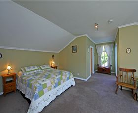 Swallows Nest Guesthouse - New Castle Holiday 3