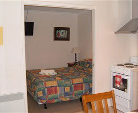 South Arm Cabin Retreat - New Castle Holiday 2