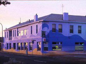 Beach Hotel - New Castle Holiday 0
