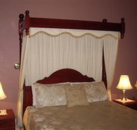 Lucinda BB - New Castle Holiday