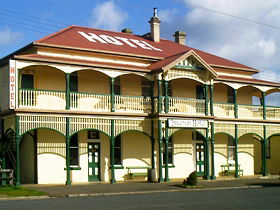 Bundella NSW New Castle Holiday