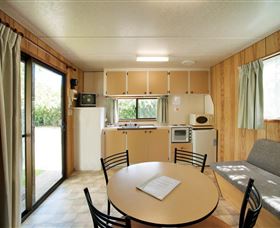 Burnie Holiday Caravan Park - New Castle Holiday 0