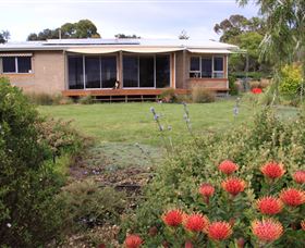 Beach And Boat Accommodation - New Castle Holiday 0