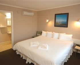 Edgewater - New Castle Holiday 8