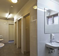 City Centre Budget Hotel - New Castle Holiday
