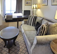 Stamford Plaza Melbourne - New Castle Holiday
