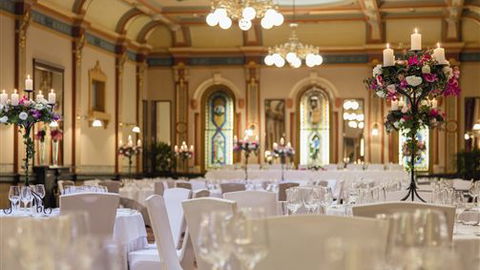 The Hotel Windsor - New Castle Holiday 5