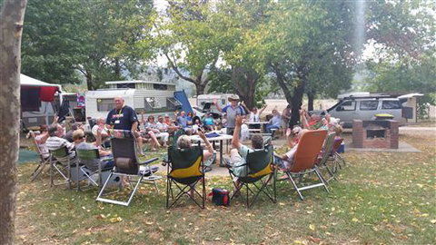 Valley View Caravan Park - New Castle Holiday 3