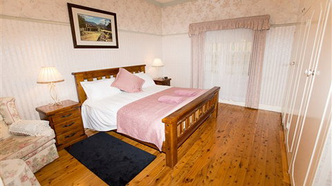 Carawatha Gardens - New Castle Holiday 1