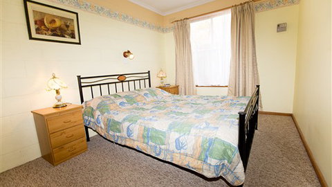 Carawatha Gardens - New Castle Holiday 3