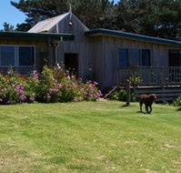 Clifton Beach Lodge - New Castle Holiday