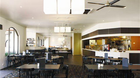 Quality Resort Siesta - New Castle Holiday 3