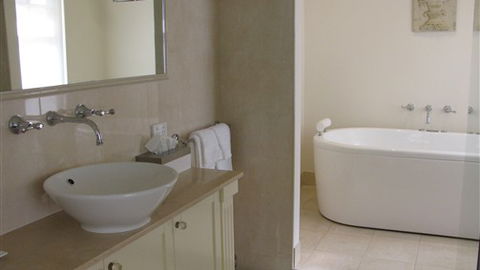 Old Post Office Bed & Breakfast - New Castle Holiday 3