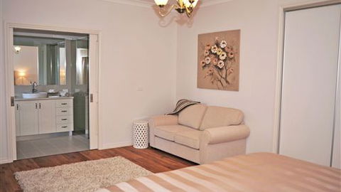 Old Post Office Bed & Breakfast - New Castle Holiday 5