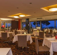 Quality Hotel Bayside Geelong - New Castle Holiday