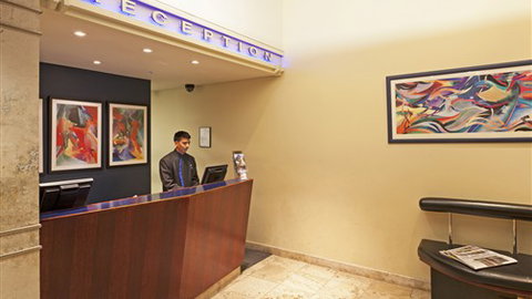 Hotel Causeway - New Castle Holiday 1