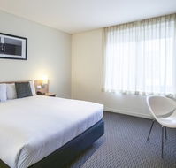 ibis Melbourne Hotel and Apartments - New Castle Holiday