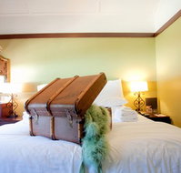 Campaspe Country House Hotel  Restaurant - New Castle Holiday