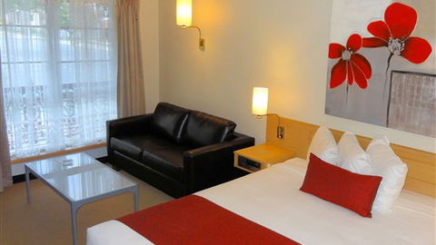Hermitage Motor Inn - New Castle Holiday 4