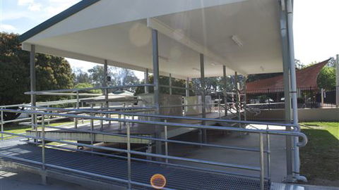 Painters Island Caravan Park - New Castle Holiday 3