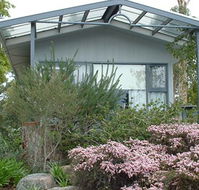 Blue Waters Cottages for Two - New Castle Holiday