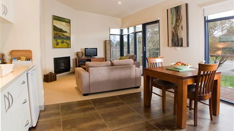 Aireys Inlet Getaway Resort - New Castle Holiday 1