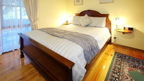 Glenview Retreat Luxury Accommodation - New Castle Holiday 0