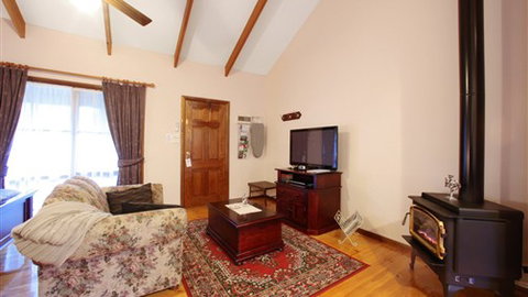 Glenview Retreat Luxury Accommodation - New Castle Holiday 7