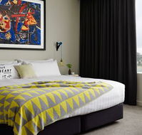 The Larwill Studio - New Castle Holiday