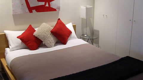 About Melbourne Apartments - New Castle Holiday 0