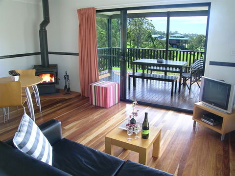 Ocean View Estate Accommodation - New Castle Holiday 0