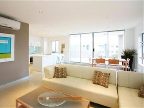 Redvue Luxury Apartments - New Castle Holiday 0