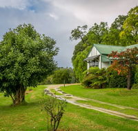 Karbeethong Lodge - New Castle Holiday