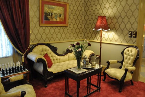 Bli Bli House Luxury Accommodation - New Castle Holiday 9