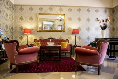 Bli Bli House Luxury Accommodation - New Castle Holiday 15