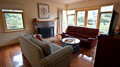 HolidayMakers - New Castle Holiday 7