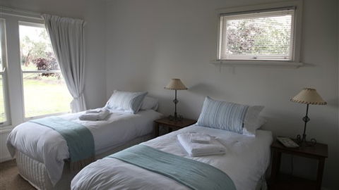 Riga Country Retreat - New Castle Holiday 5