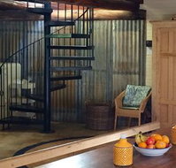 Schusters Lodge - New Castle Holiday