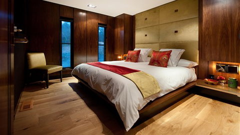 Harmony - New Castle Holiday 1