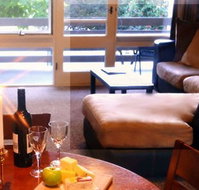 Creekside Holiday Home Rental - New Castle Holiday