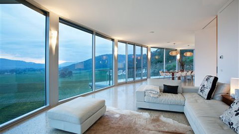 Feathertop Chateau - New Castle Holiday 3