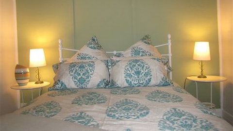 Maydays - New Castle Holiday 4