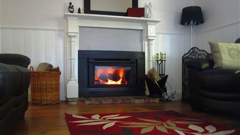 Goldfields Cottage - New Castle Holiday 1
