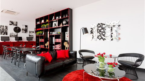 Tune Hotel Melbourne - New Castle Holiday 2