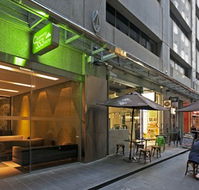 Causeway 353 Hotel - New Castle Holiday